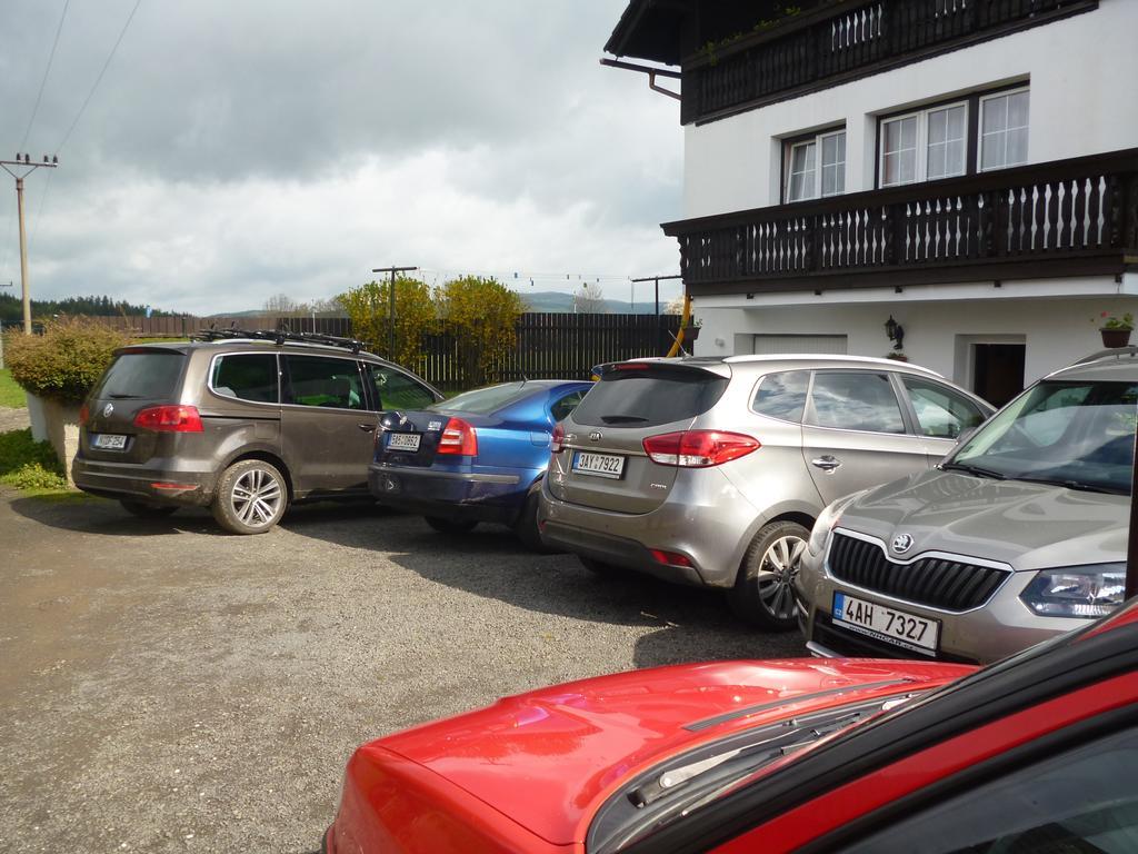 Vysoké nad Jizerou Pension Pugner מראה חיצוני תמונה